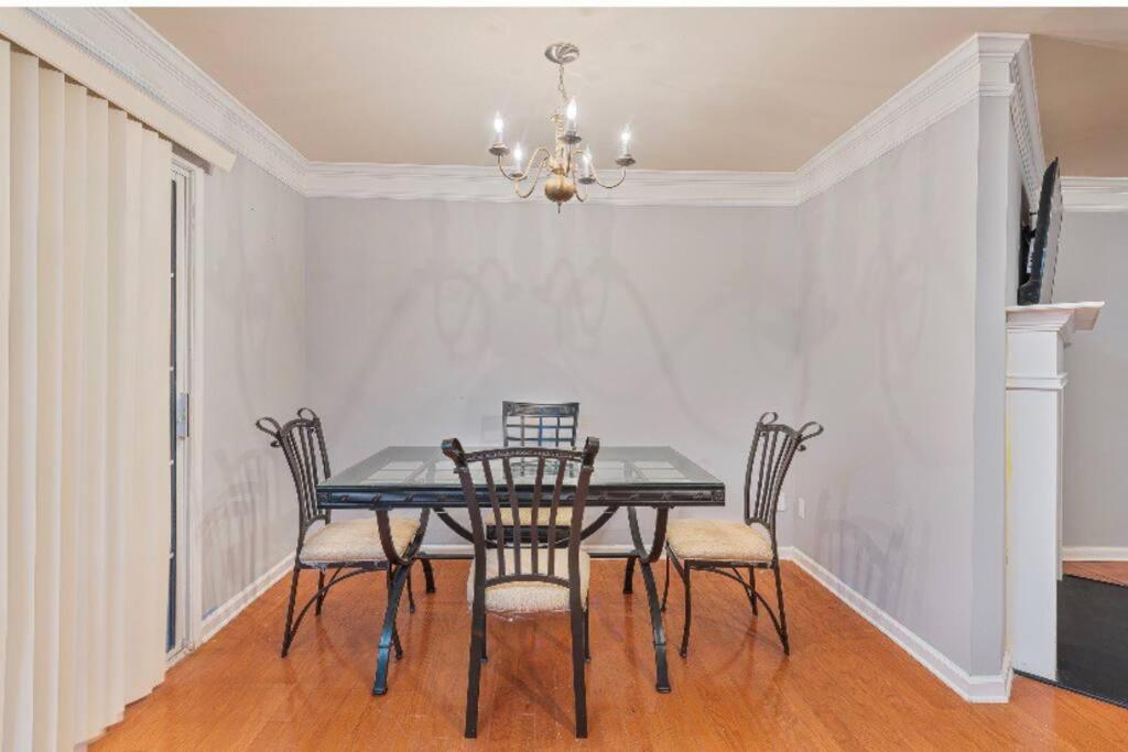 Beautiful Cozy 3-Bedroom Townhome Retreat Atlanta Exterior foto